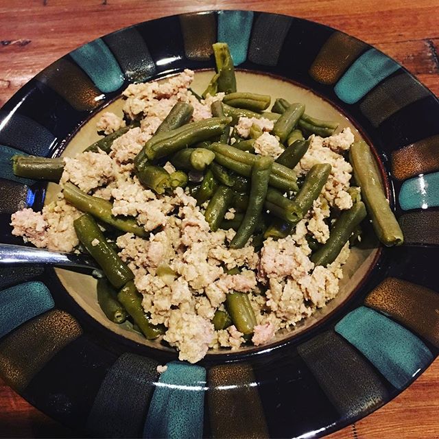 Ground turkey with green beans and quinoa. #cleaneating #drecipes