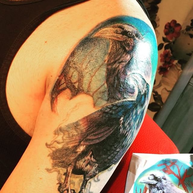 Money Birds. Second session on a two tat cover up with @jessicadownertattoo while watching Kung Fu flicks with @cmgreeson. #tat #tattoo #sleeve #inktherapy #ink #money #birds #bitchin